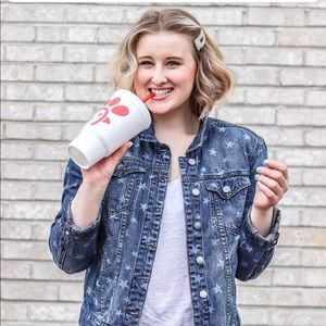 Meet your Posher, Victoria